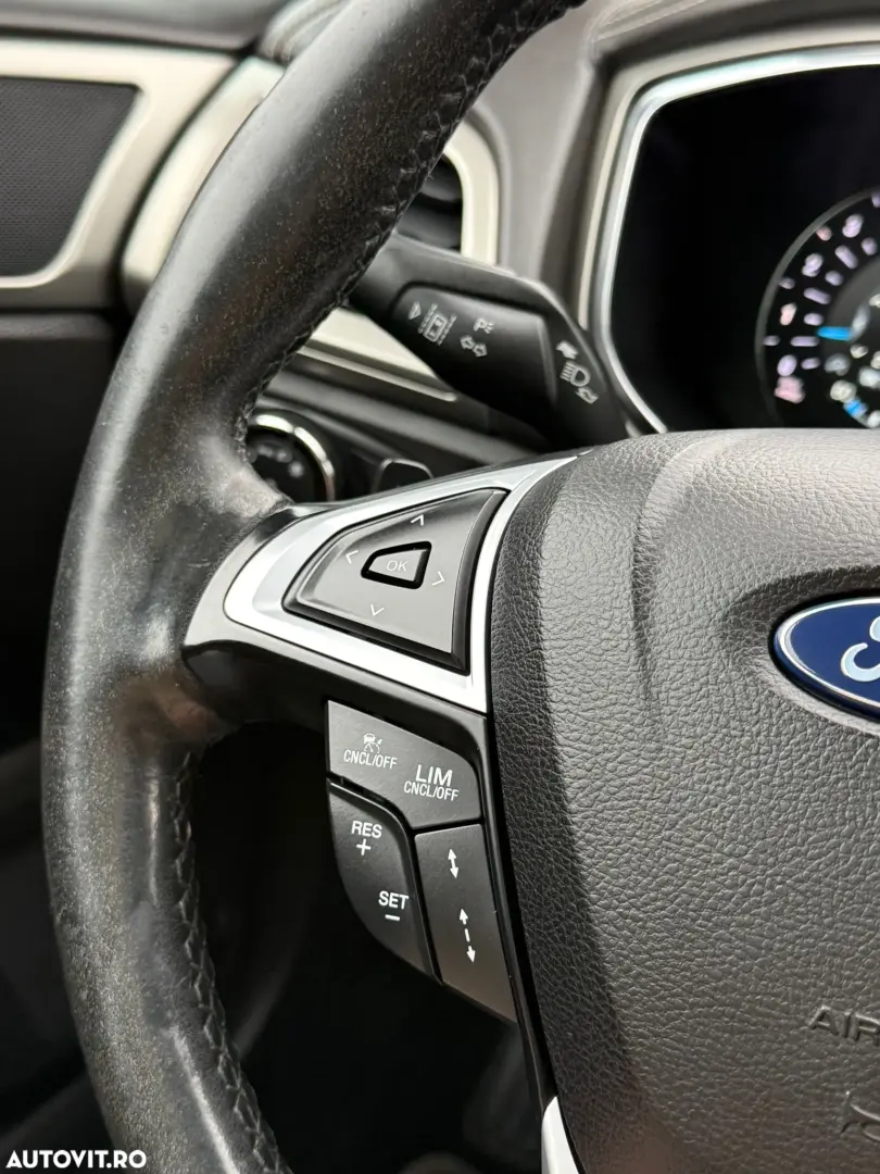 Ford Mondeo Vignale 2.0 TDCi Powershift