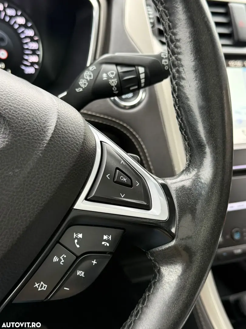 Ford Mondeo Vignale 2.0 TDCi Powershift