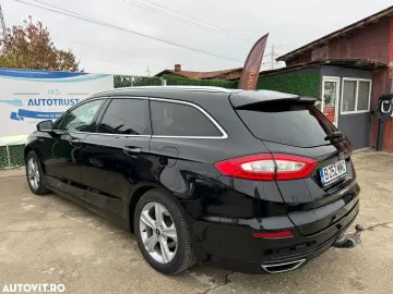 Ford Mondeo Vignale 2.0 TDCi Powershift