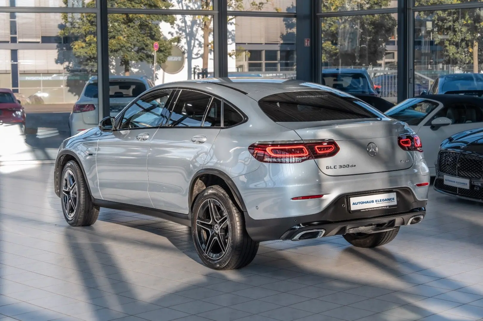 GLC 300 de Coupe 4M  AMG-LINE NIGHT SCHIEBEDACH