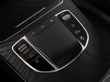 GLC 300 de Coupe 4M  AMG-LINE NIGHT SCHIEBEDACH