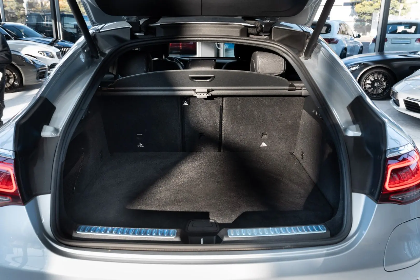 GLC 300 de Coupe 4M  AMG-LINE NIGHT SCHIEBEDACH