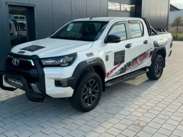 Toyota Hilux Adventure V6 4x4  TESSER