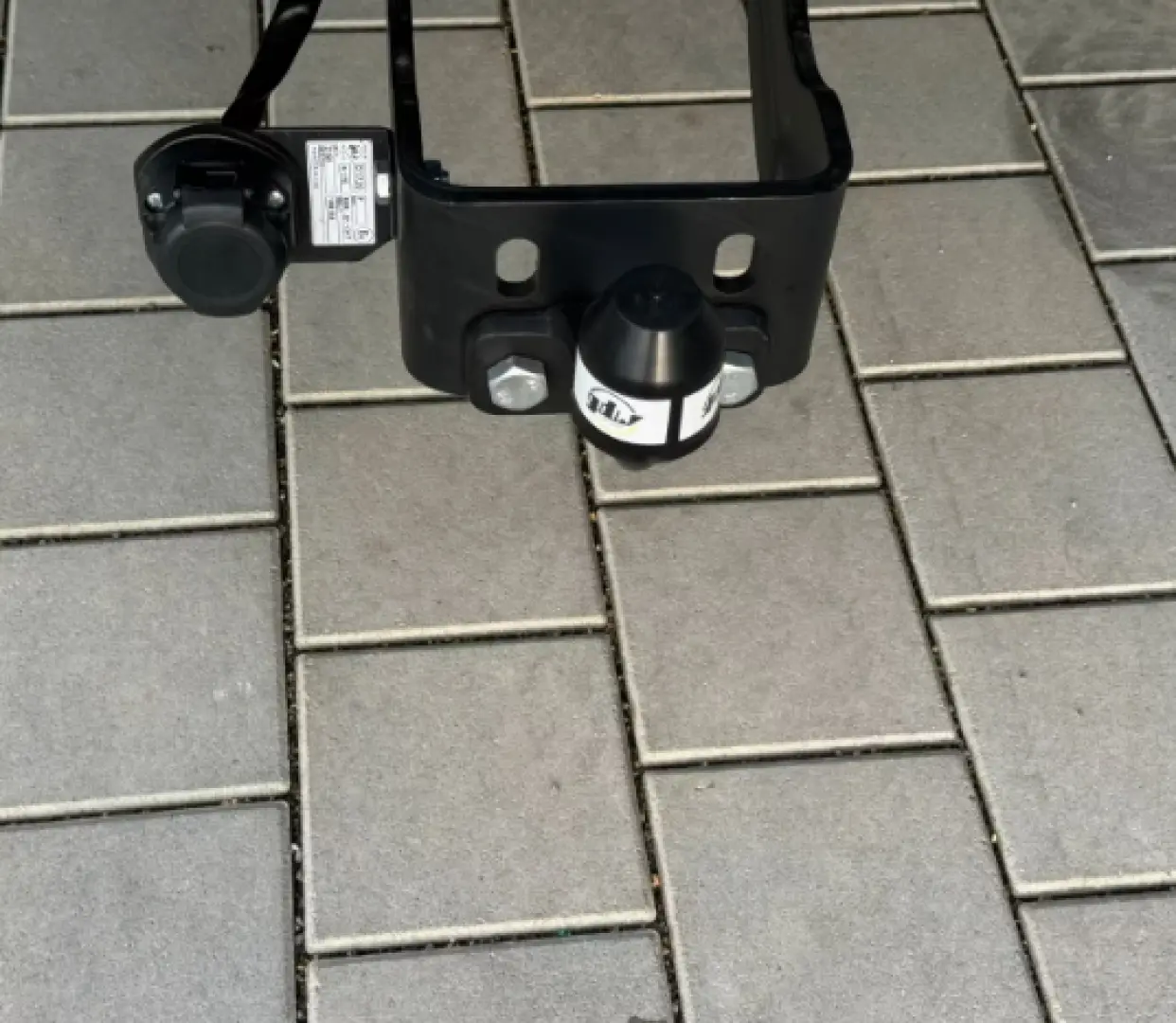 Toyota Hilux Adventure V6 4x4  TESSER