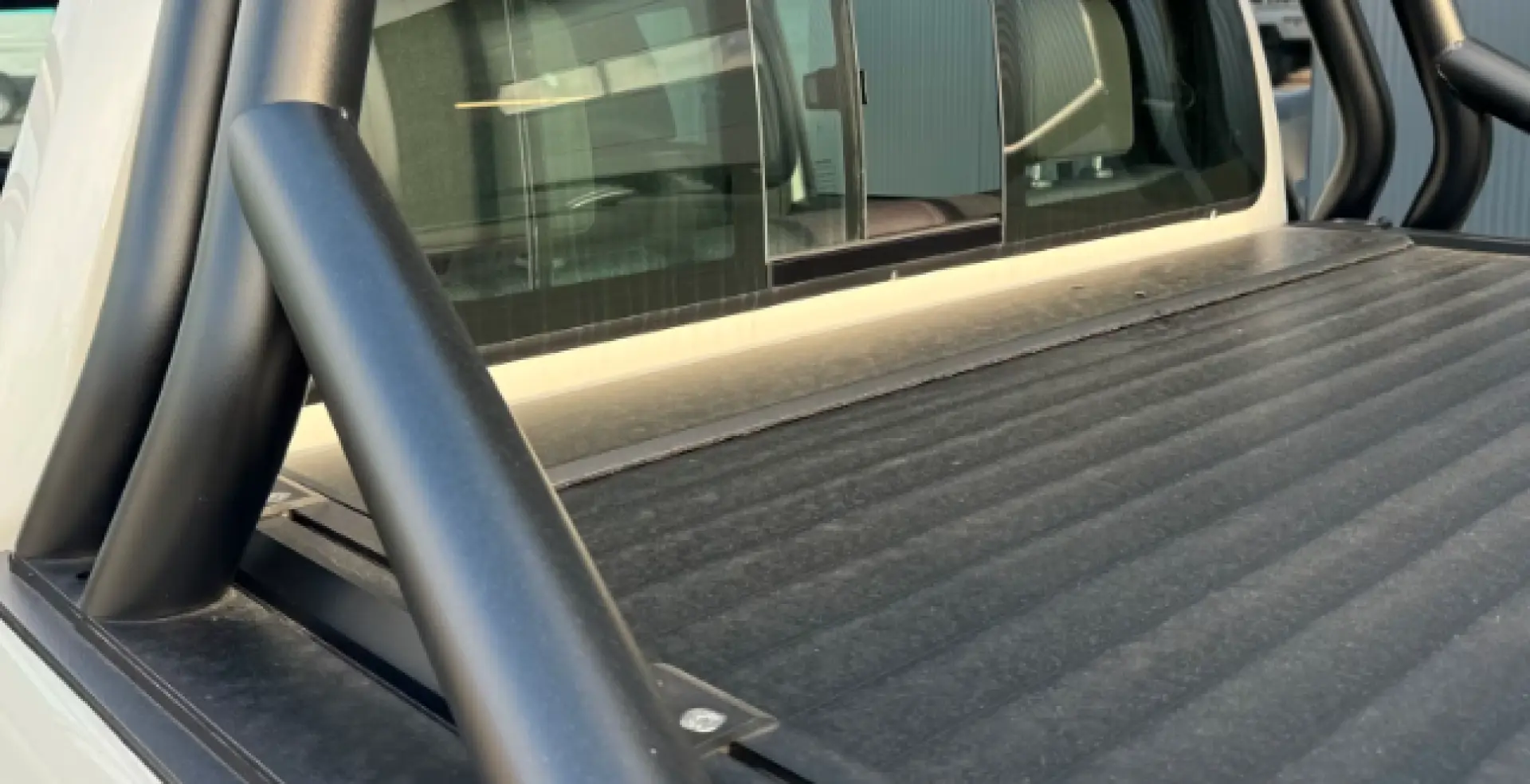 Toyota Hilux Adventure V6 4x4  TESSER