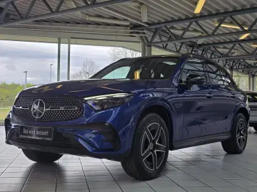 GLC 300e 4M AMG-Line DISTRONIC 360  PANORAMADACH
