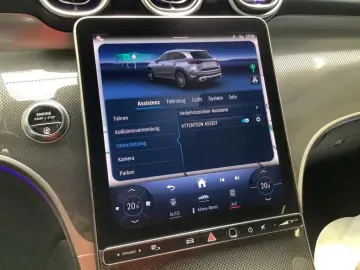 GLC 300 d 4M  AMG NIGHT 19'' DIGITAL AHK 360