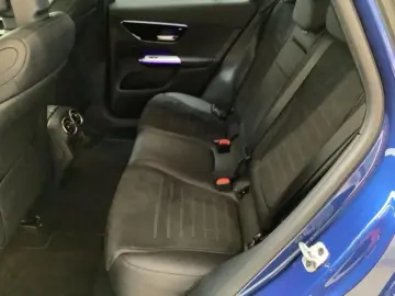 GLC 300 d 4M  AMG NIGHT 19'' DIGITAL AHK 360