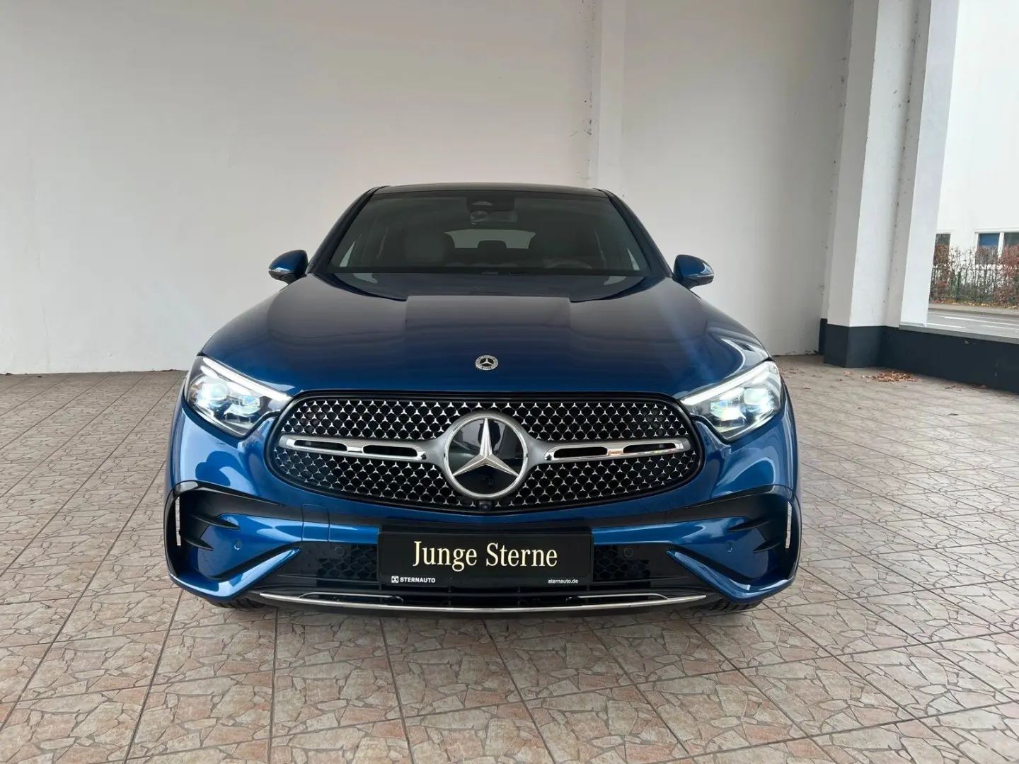 GLC 400 e 4M AMG Line Pano-Dach Distronic Kamera