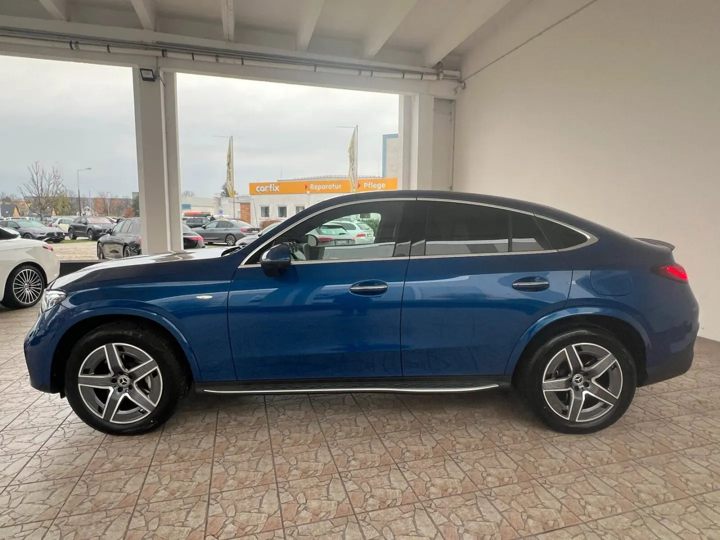 GLC 400 e 4M AMG Line Pano-Dach Distronic Kamera