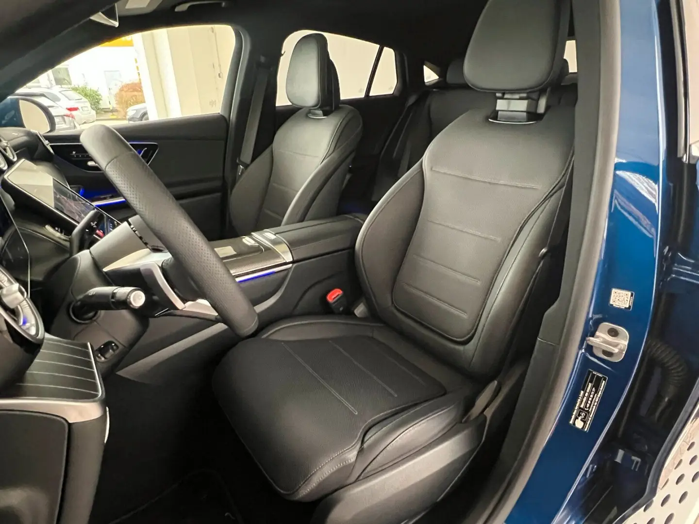 GLC 400 e 4M AMG Line Pano-Dach Distronic Kamera