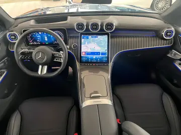 GLC 400 e 4M AMG Line Pano-Dach Distronic Kamera