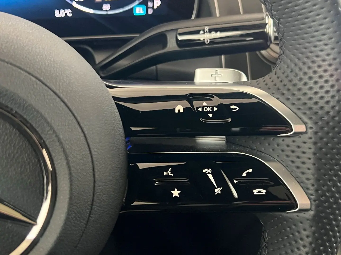 GLC 400 e 4M AMG Line Pano-Dach Distronic Kamera