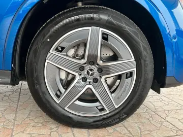 GLC 400 e 4M AMG Line Pano-Dach Distronic Kamera