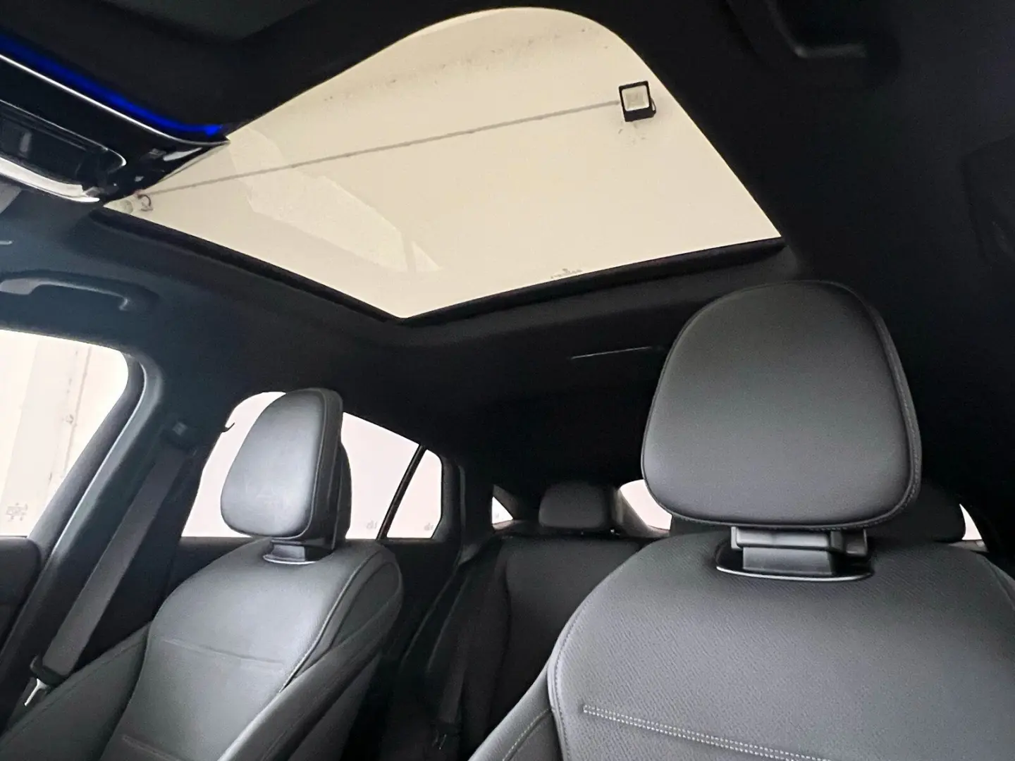 GLC 400 e 4M AMG Line Pano-Dach Distronic Kamera