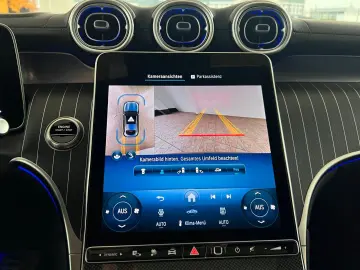 GLC 400 e 4M AMG Line Pano-Dach Distronic Kamera