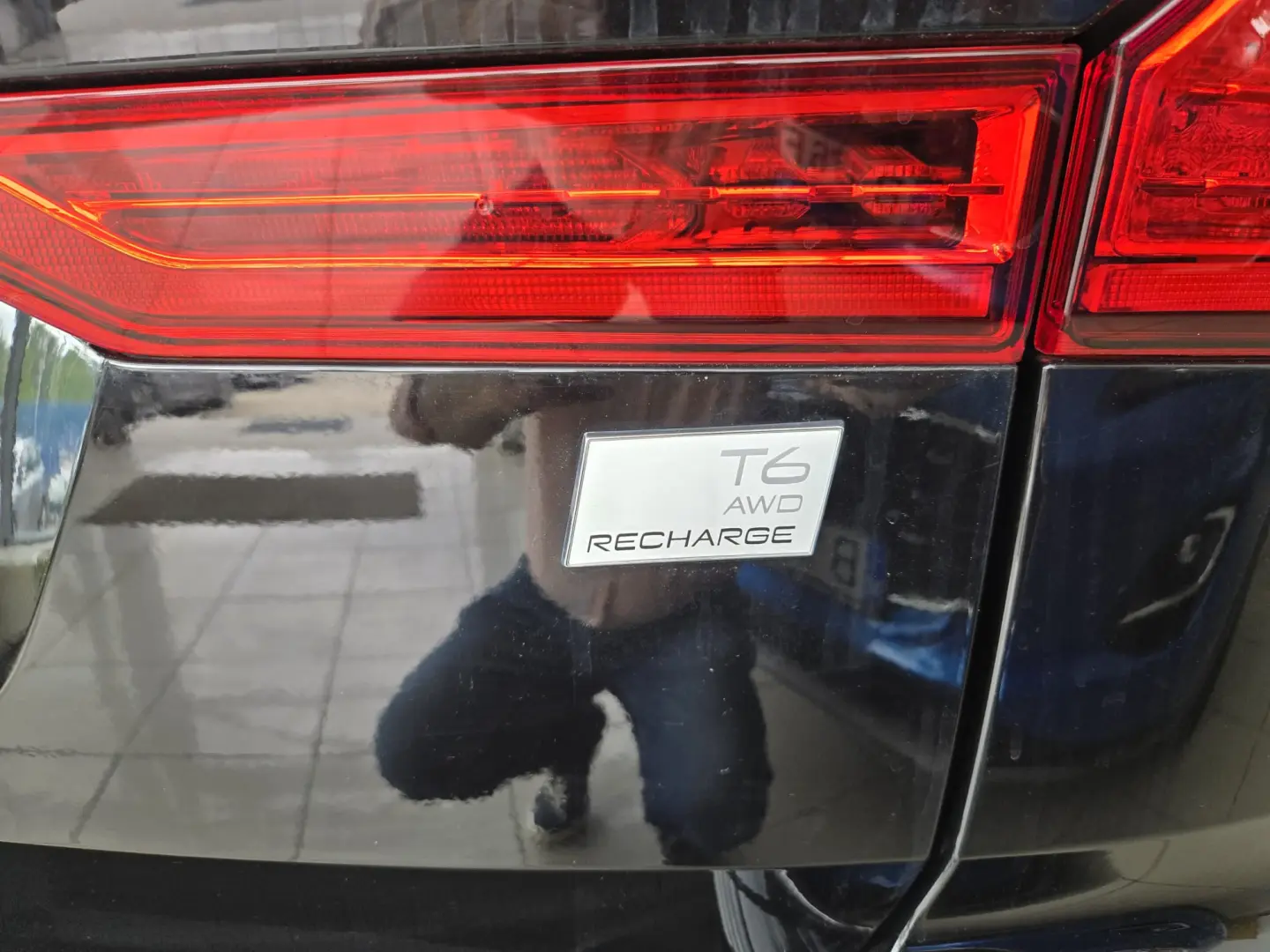 VOLVO XC60 RECHARGE T6 CORE AT8 EAWD