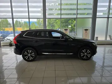 VOLVO XC60 RECHARGE T6 CORE AT8 EAWD
