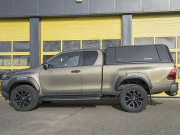 Hilux 2.8 D-4D Xtra Cab Invincible
