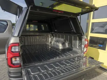 Hilux 2.8 D-4D Xtra Cab Invincible