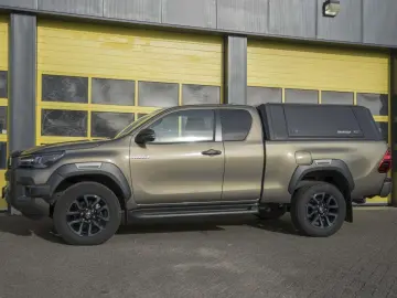 Hilux 2.8 D-4D Xtra Cab Invincible