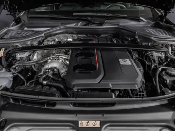 AMG GLC 63S E Performance Coupé DIG.LIGHT Pano