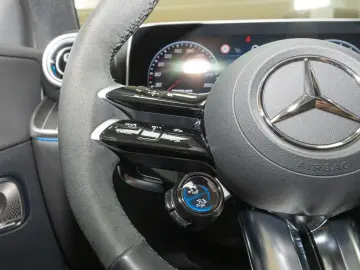 AMG GLC 63S E Performance Coupé DIG.LIGHT Pano
