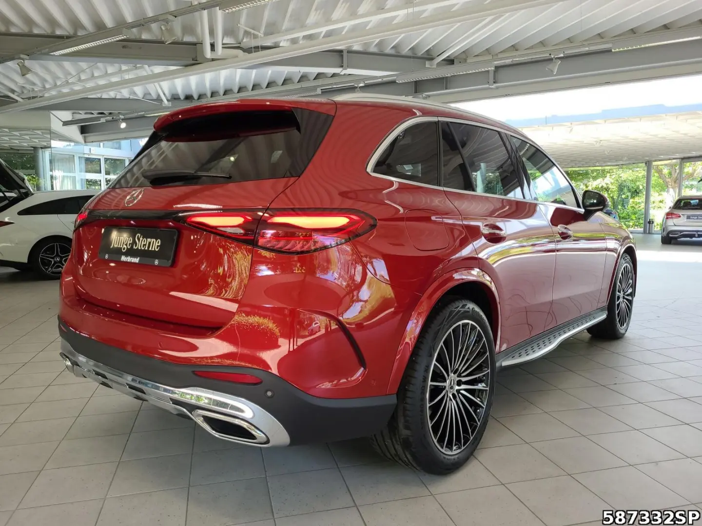 GLC 300 d 4M AMG  AHK Pano 20  Memory Lenkradhzg
