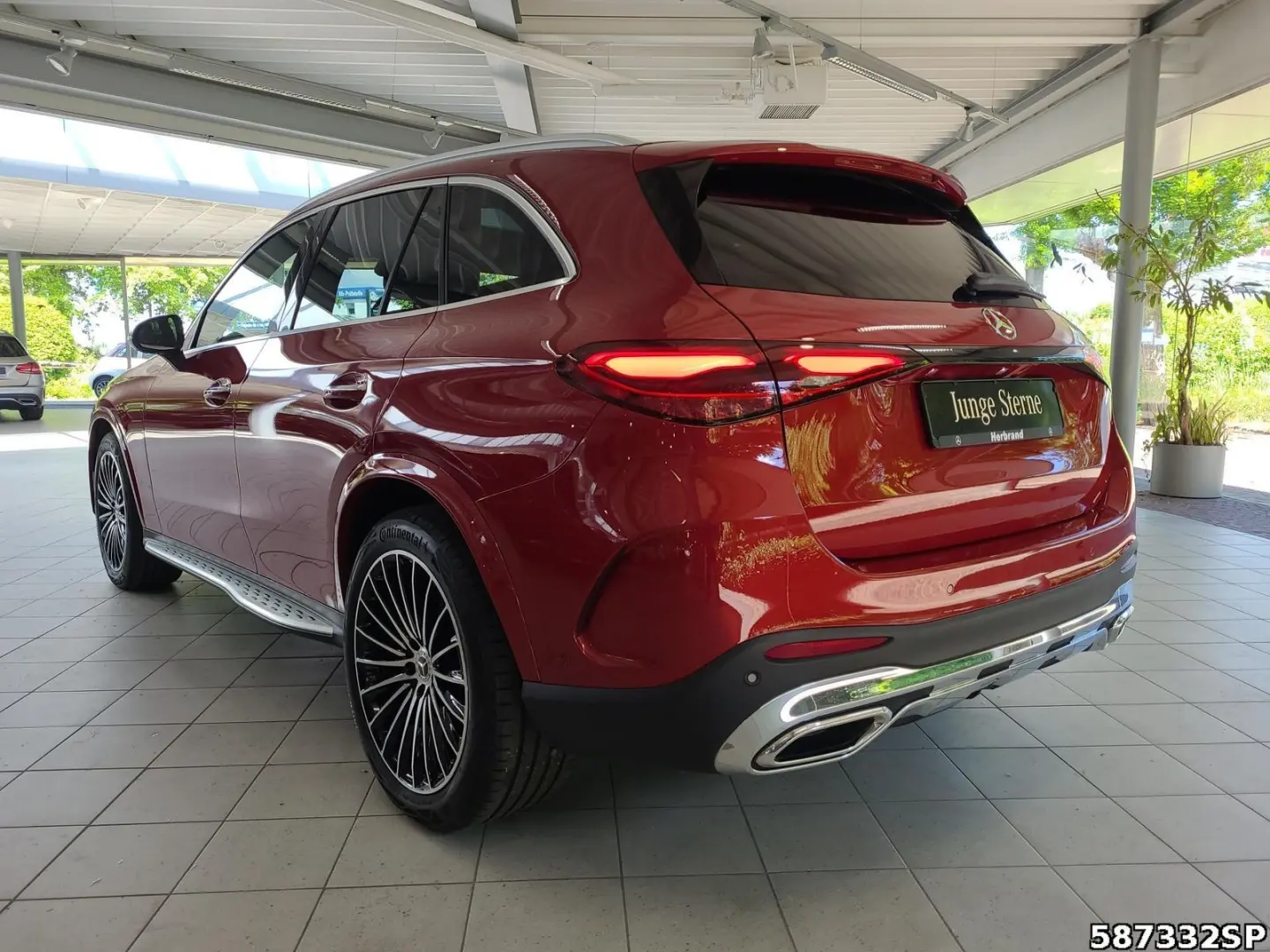 GLC 300 d 4M AMG  AHK Pano 20  Memory Lenkradhzg