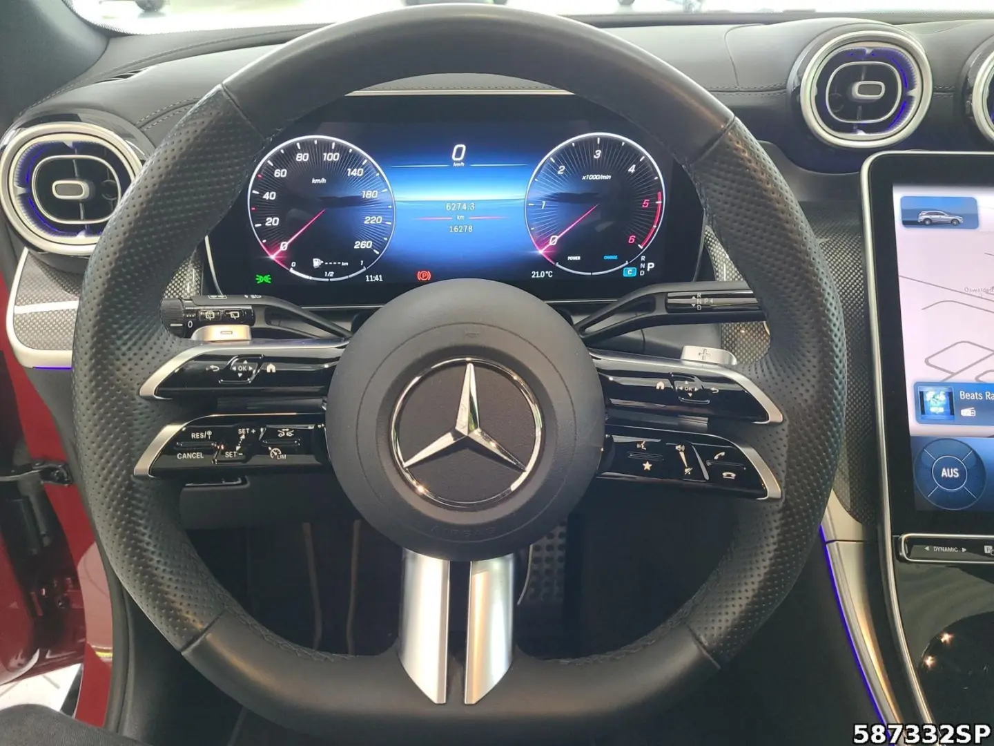 GLC 300 d 4M AMG  AHK Pano 20  Memory Lenkradhzg