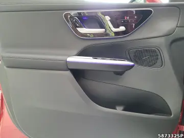 GLC 300 d 4M AMG  AHK Pano 20  Memory Lenkradhzg