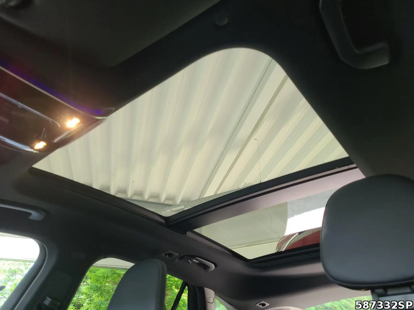 GLC 300 d 4M AMG  AHK Pano 20  Memory Lenkradhzg