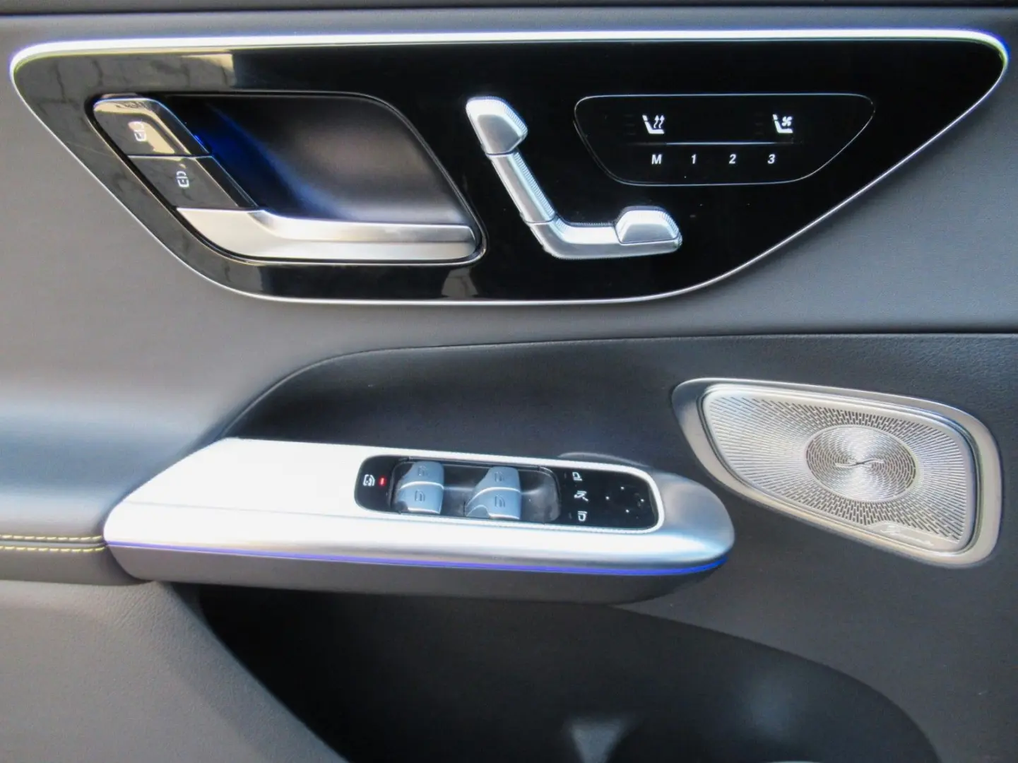 GLC 63 AMG S E PERF EDITION 1-HUD-ACC-BURM-MEMOR