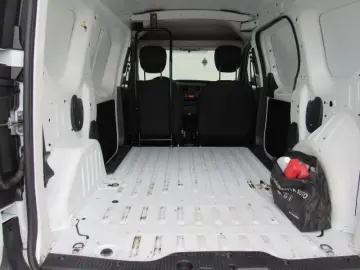 DACIA DOKKER 1.3 TCe 102CP Ambiance Van