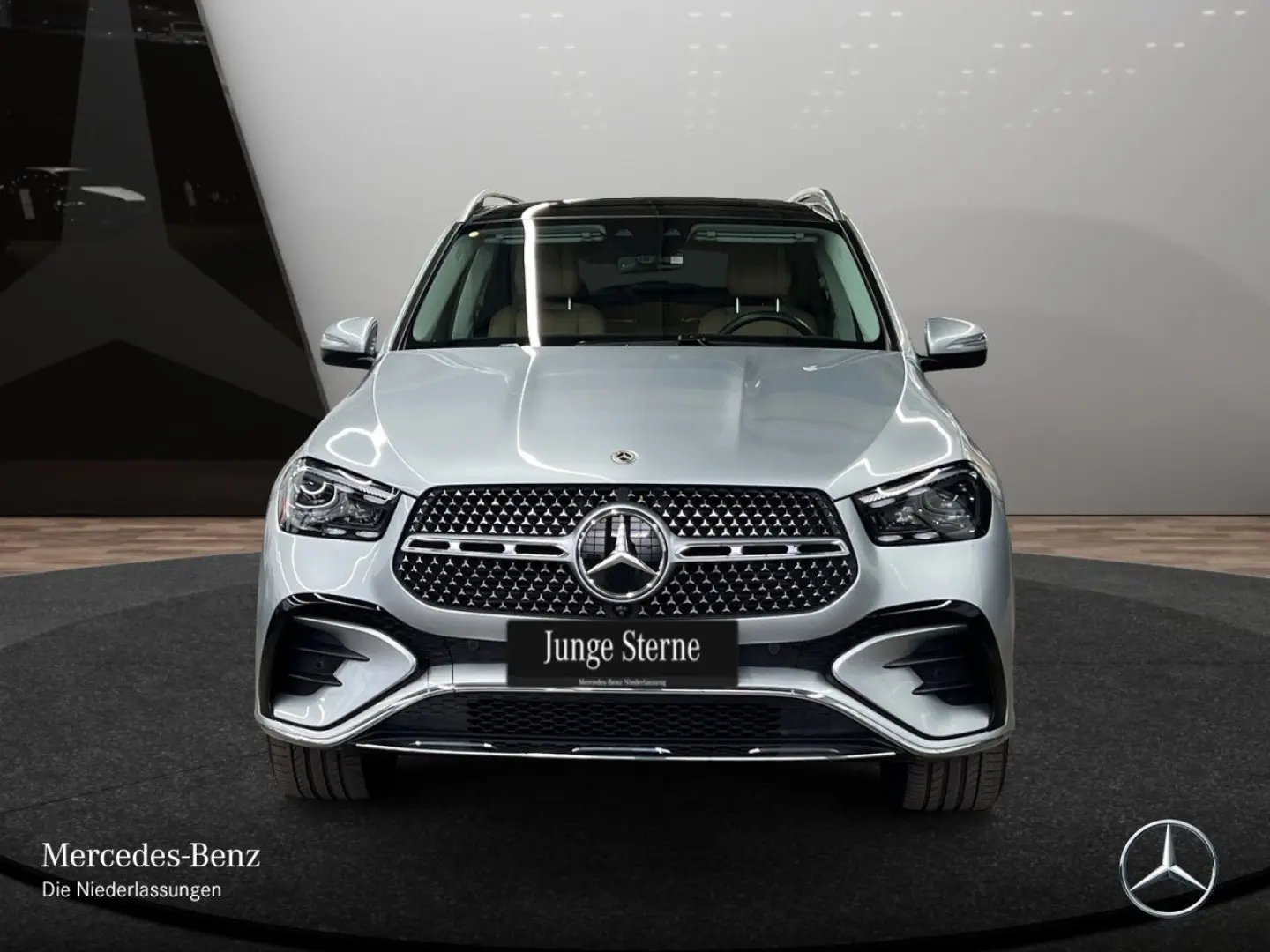 GLE350de 4M AMG Premium  Dist Pano Airm AHK Burm