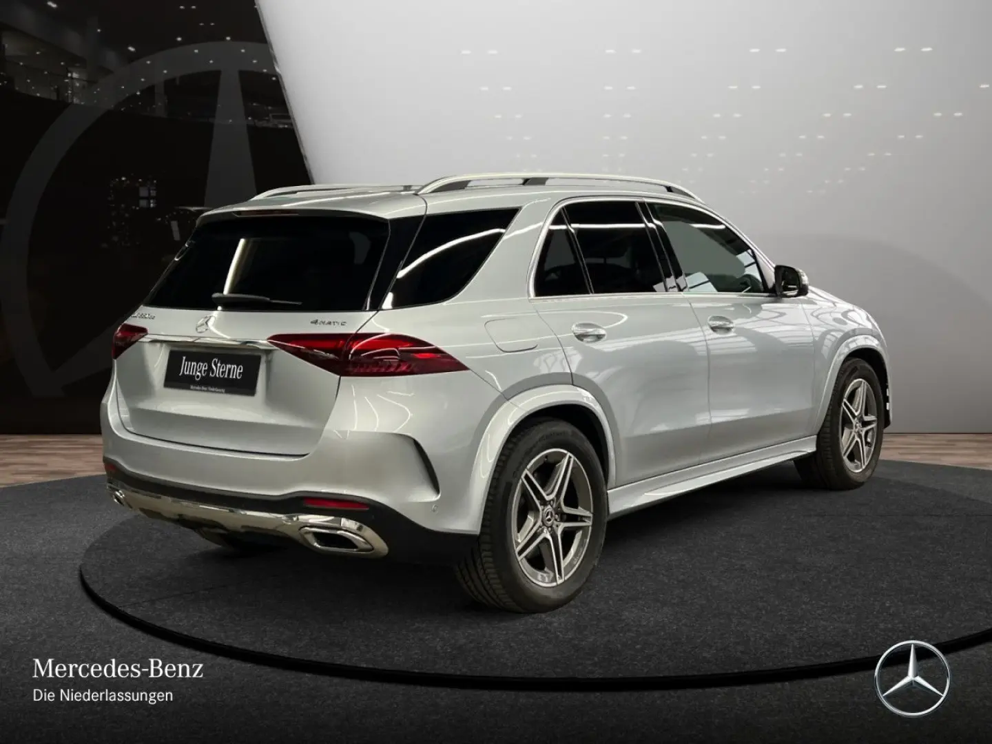 GLE350de 4M AMG Premium  Dist Pano Airm AHK Burm