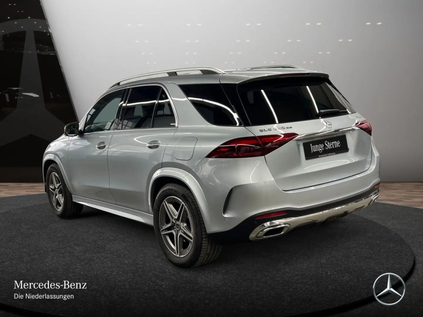 GLE350de 4M AMG Premium  Dist Pano Airm AHK Burm