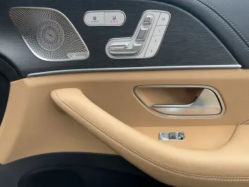 GLE 300d 4M AMG Standhzg 22  DISTRO Pano AHK 360