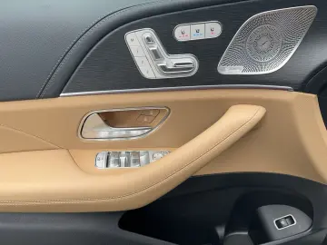 GLE 300d 4M AMG Standhzg 22  DISTRO Pano AHK 360