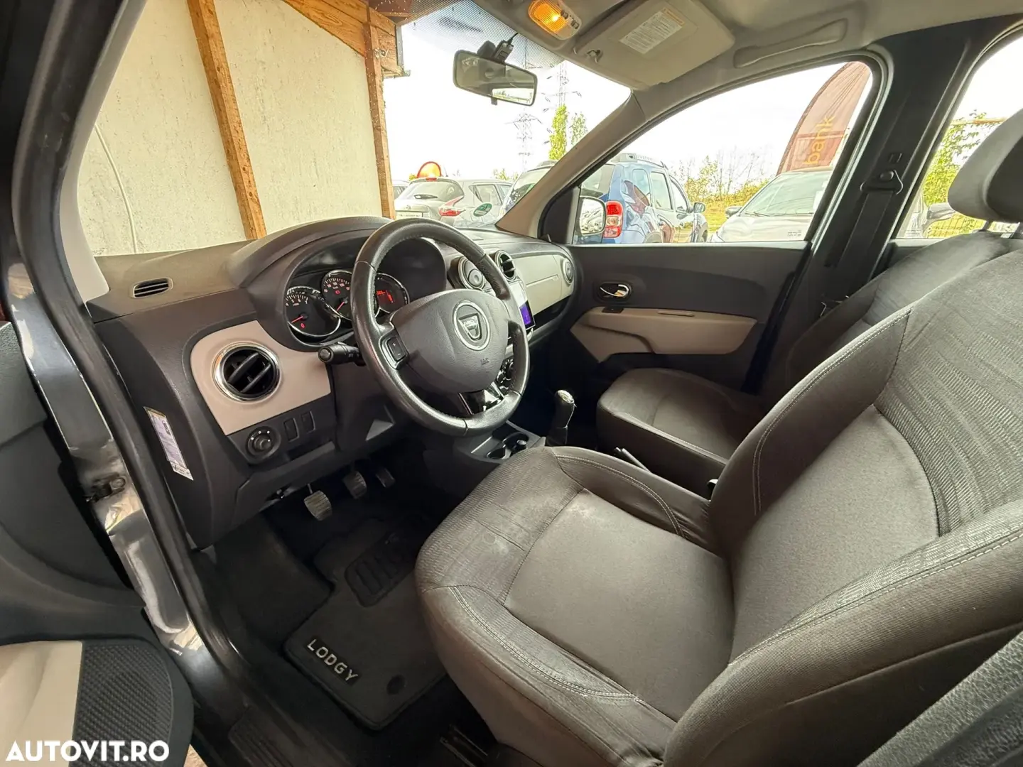 Dacia Lodgy 1.5 dCi 90 CP Laureate