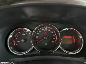 Dacia Lodgy 1.5 dCi 90 CP Laureate