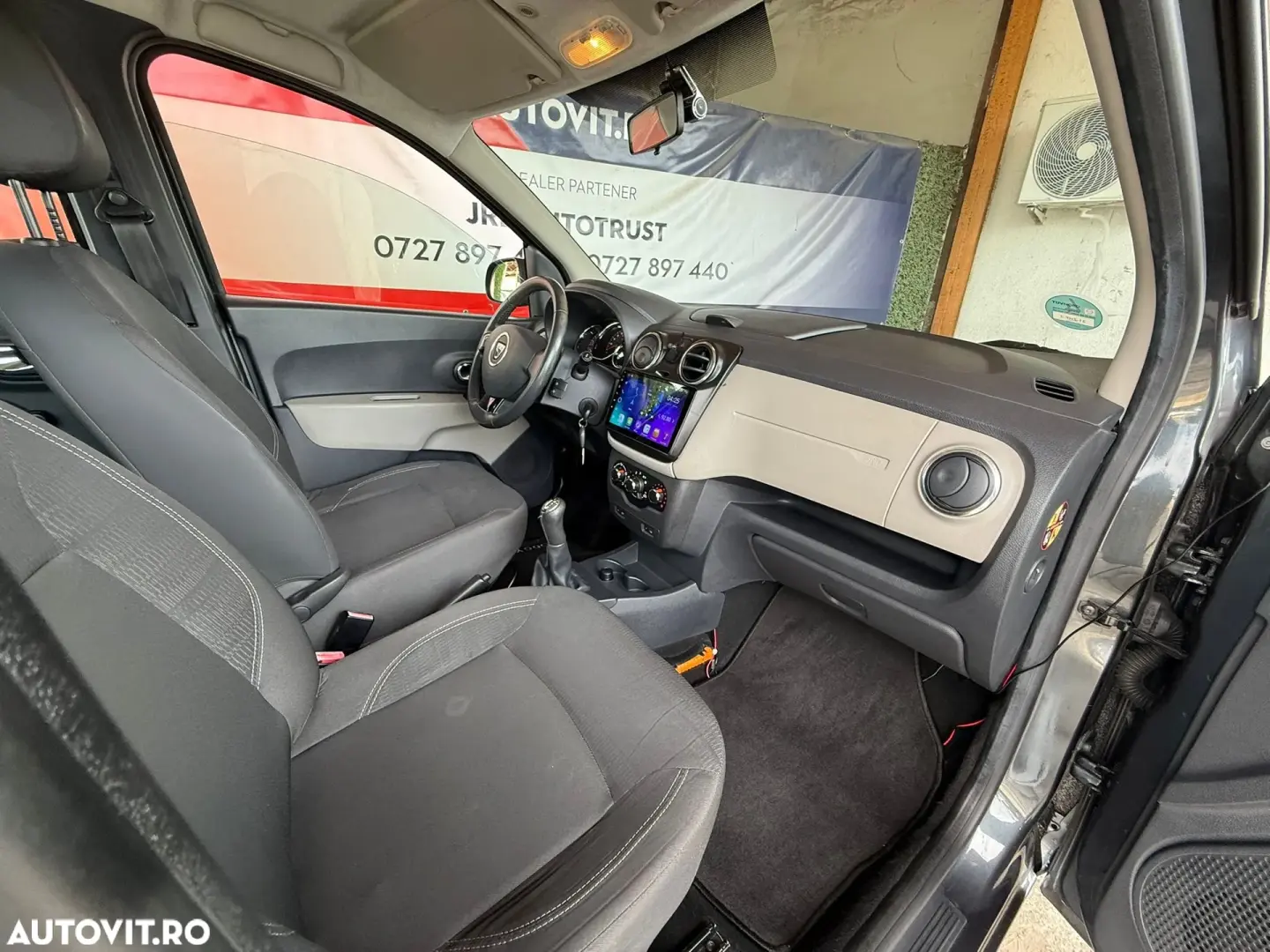 Dacia Lodgy 1.5 dCi 90 CP Laureate