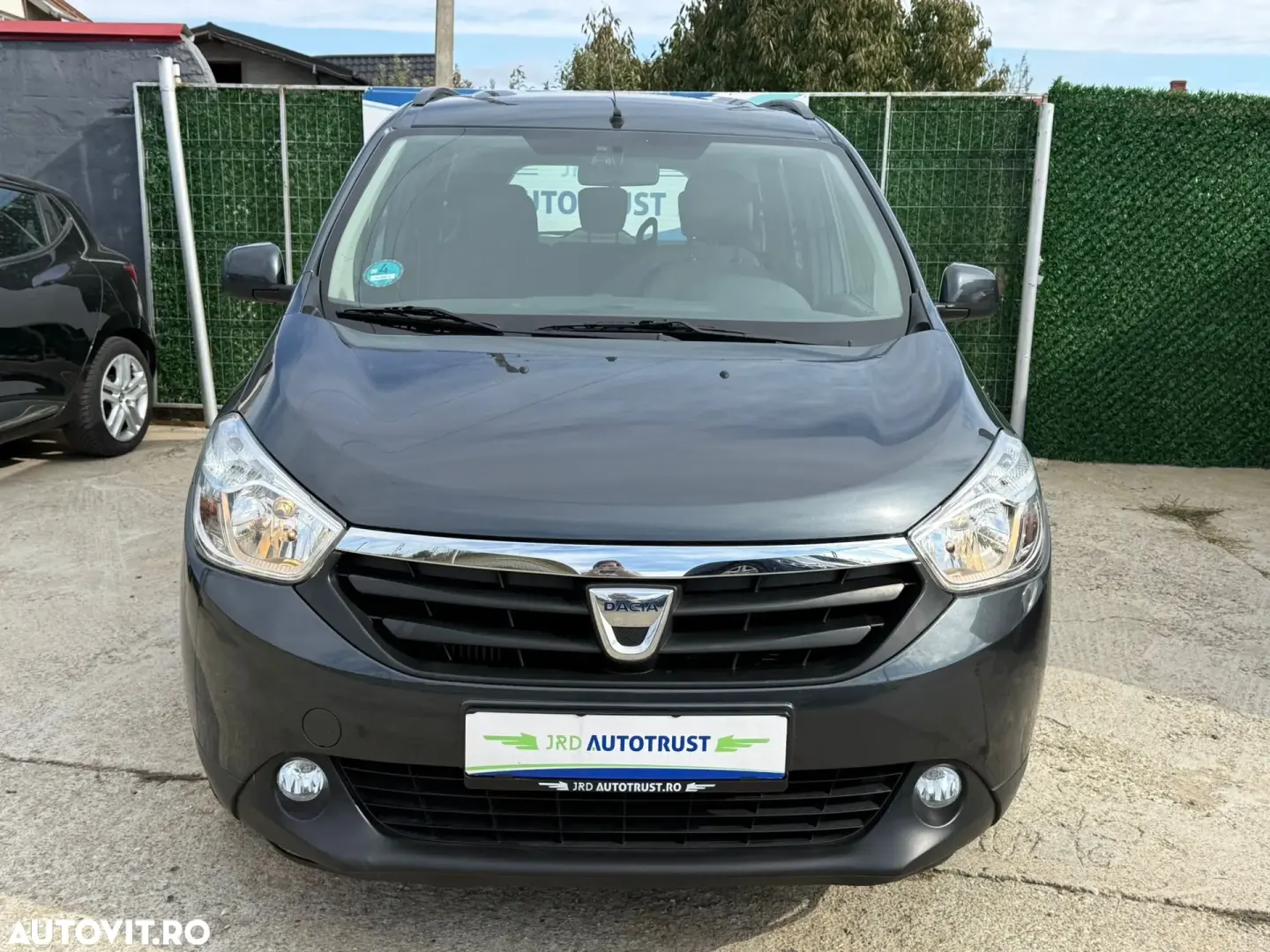 Dacia Lodgy 1.5 dCi 90 CP Laureate