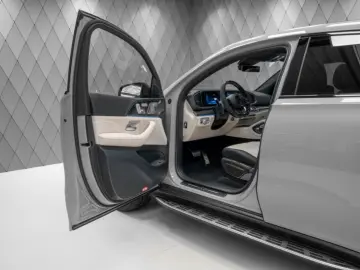 GLE 63 AMG COUPE 2024 GCD 820 GREY BEIGE CARBON