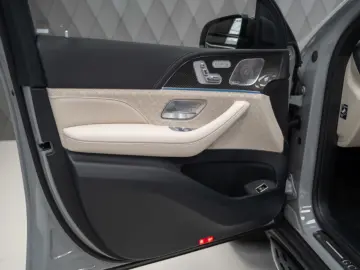 GLE 63 AMG COUPE 2024 GCD 820 GREY BEIGE CARBON