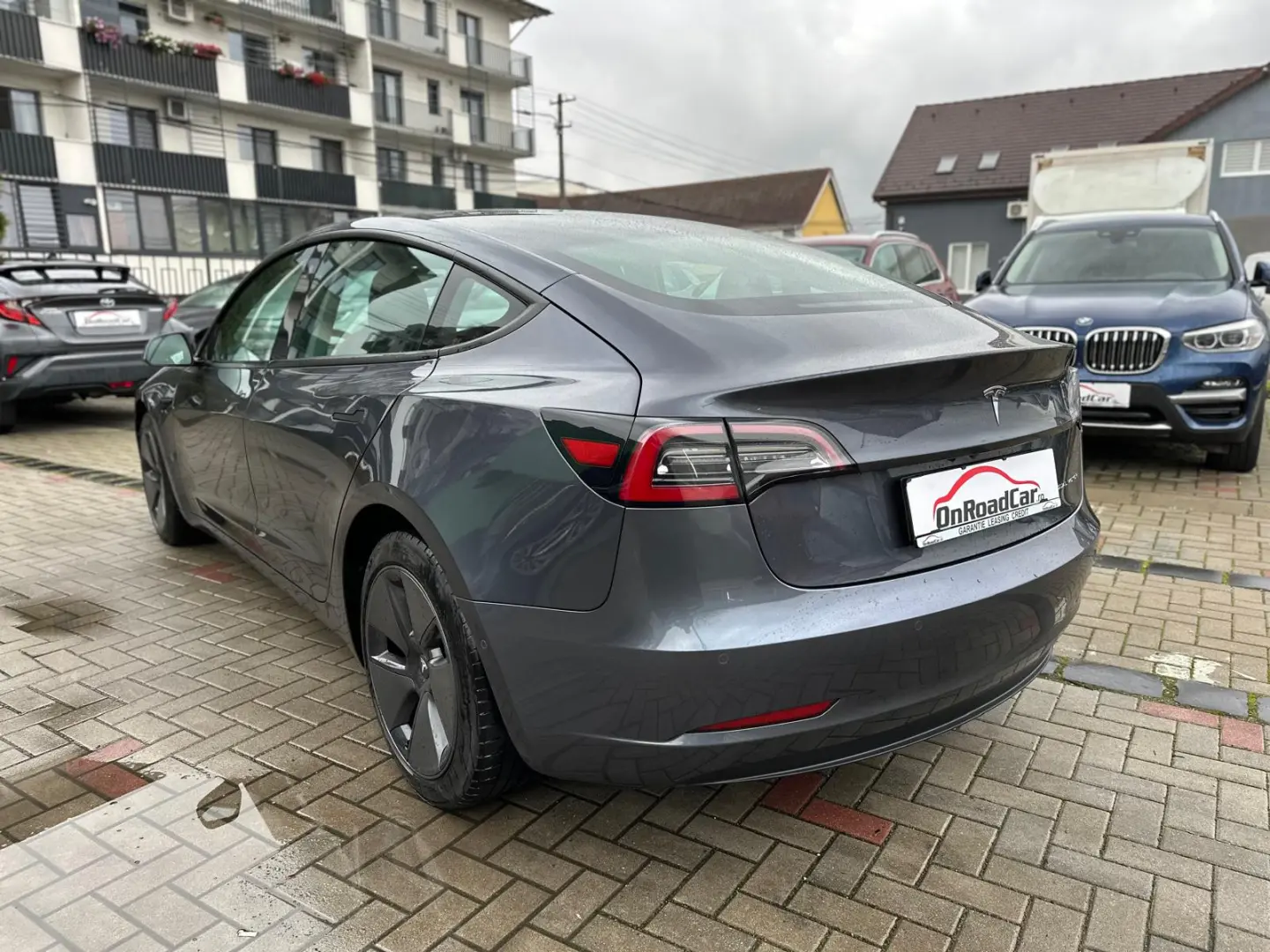 TESLA Model 3 Long-Range Dual AWD