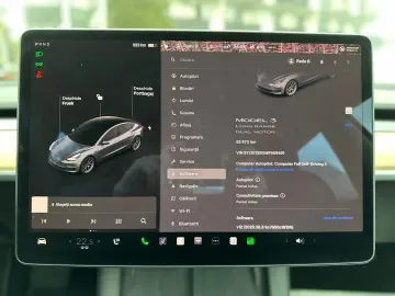TESLA Model 3 Long-Range Dual AWD
