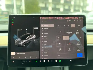 TESLA Model 3 Long-Range Dual AWD