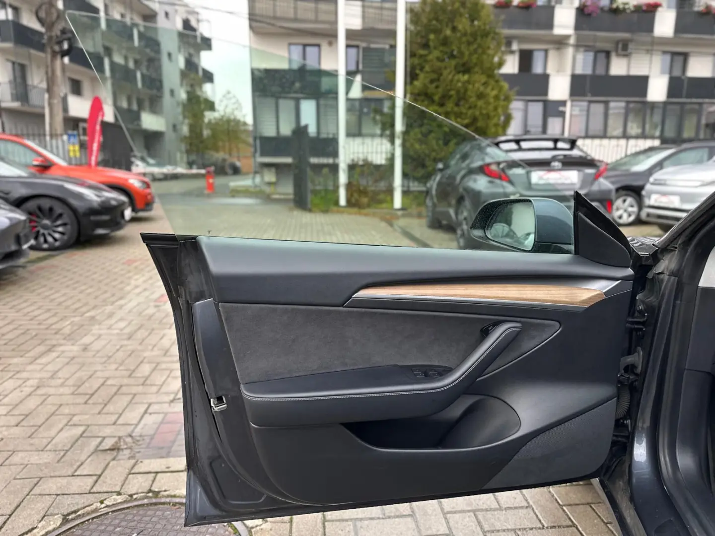 TESLA Model 3 Long-Range Dual AWD