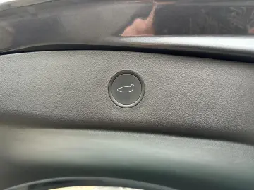 TESLA Model 3 Long-Range Dual AWD